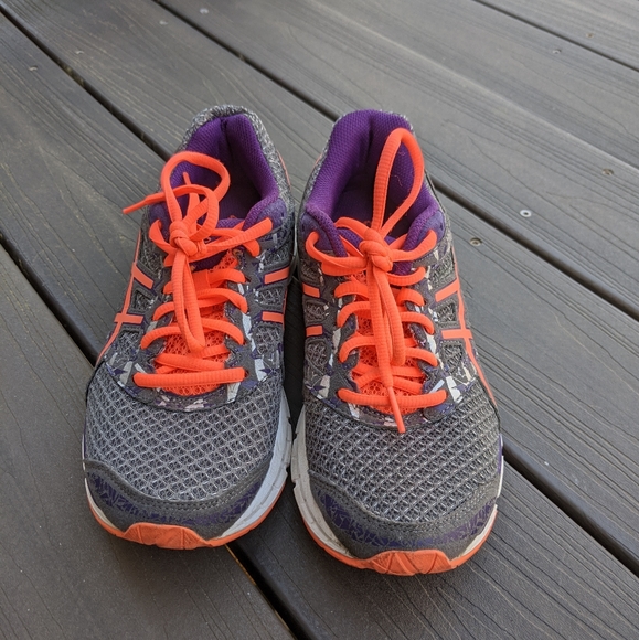 🎉HOST PICK🎉 Asics Gel Excite 4 Running Sneakers - Picture 2 of 4